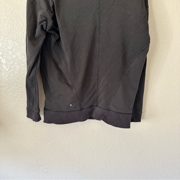 Lululemon Mula striped Bundle Wrap size 8 - Picture 12 of 13